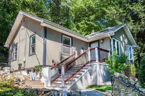 215 Franklin Rd, Denville Twp, NJ 07834