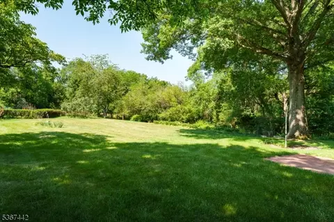 12 Brookside Dr, Skillman, NJ 08558 photo 27