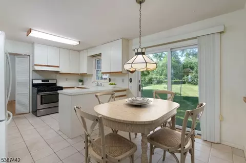 12 Brookside Dr, Skillman, NJ 08558 photo 6