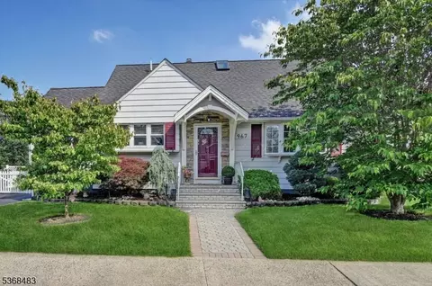 967 Madison Hill Rd, Rahway, NJ 07065