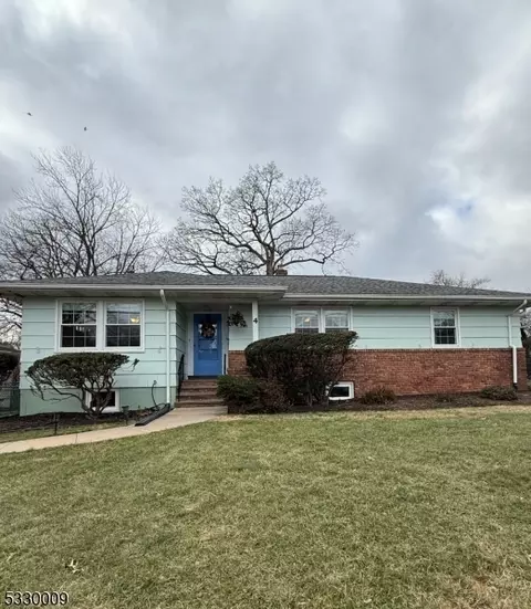 4 Robin Rd, Fanwood, NJ 07023
