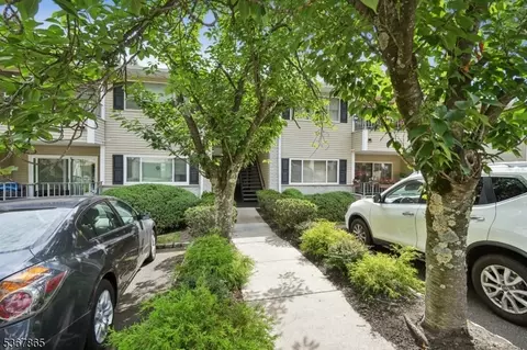 50-22 We Lindsley Rd #22, Cedar Grove Twp, NJ 07009