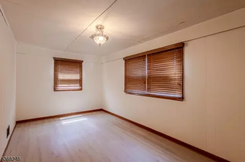 39 Academy Ave, Plainfield, NJ 07062 photo 9
