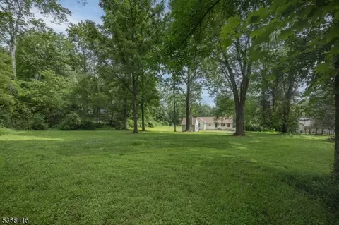 17 Joliet St, Tewksbury Twp, NJ 08858 photo 8
