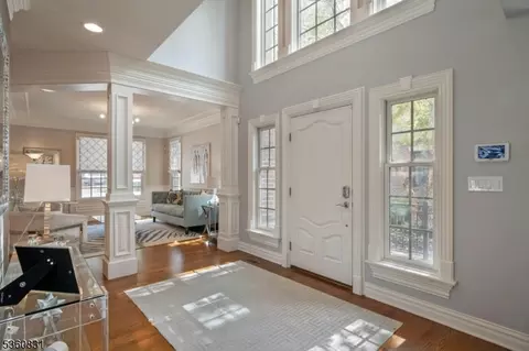 7 Green Way, New Providence, NJ 07974