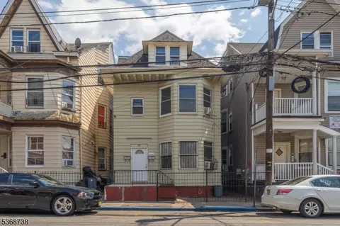 58 Park Ave, Paterson, NJ 07501