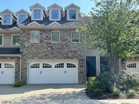 22 Eggers Ct, Summit, NJ 07901