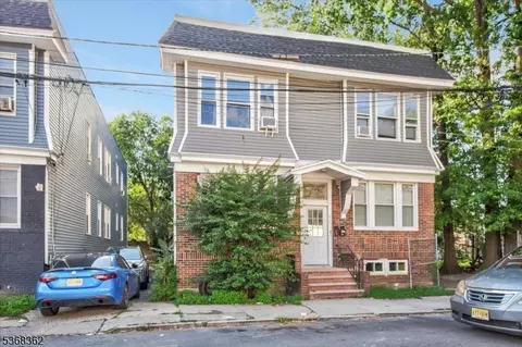 259-261 Hobson St, Newark, NJ 07112