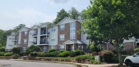 85 Mountainview Ct #85, Riverdale, NJ 07457