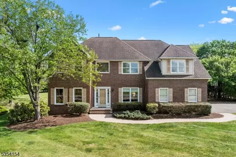 3 Wesley Ct, Skillman, NJ 08558