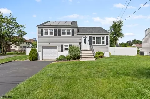 315 D St, Middlesex, NJ 08846