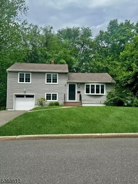 9 Kice Rd, Florham Park, NJ 07932