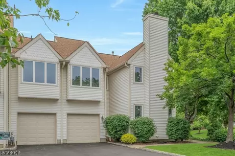 1 Independence Ct, Montville, NJ 07045