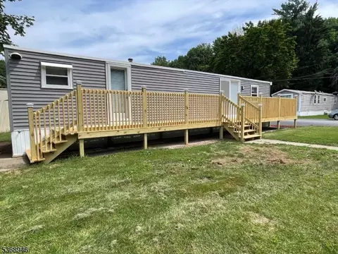 20 5th St, Wayne, NJ 07470 photo 2
