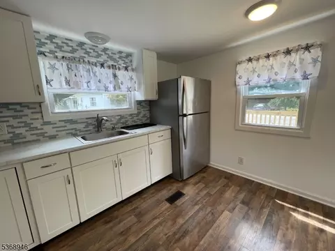20 5th St, Wayne, NJ 07470 photo 6