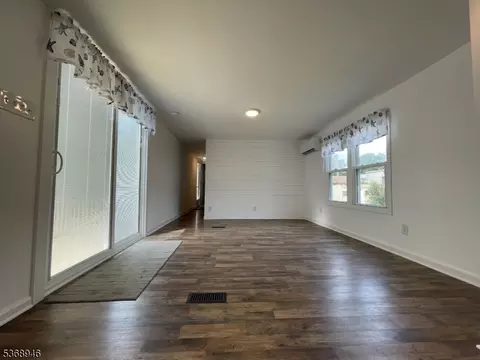 20 5th St, Wayne, NJ 07470 photo 8