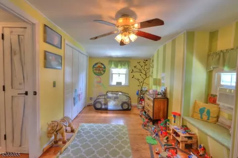 9 Nelson Pl, Nutley, NJ 07110 photo 22