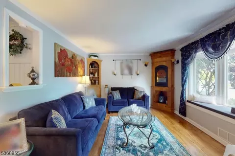9 Nelson Pl, Nutley, NJ 07110 photo 8
