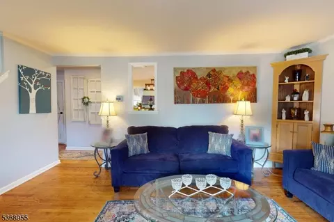 9 Nelson Pl, Nutley, NJ 07110 photo 6