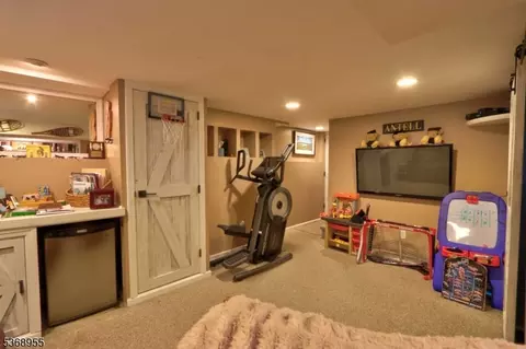 9 Nelson Pl, Nutley, NJ 07110 photo 29