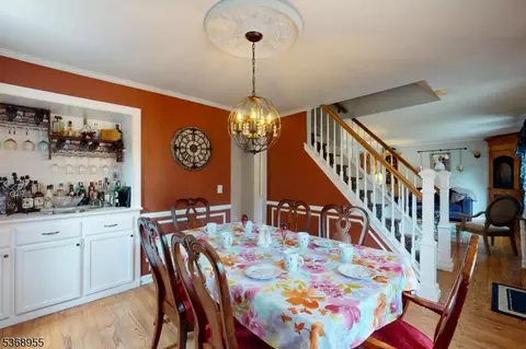 9 Nelson Pl, Nutley, NJ 07110 photo 5