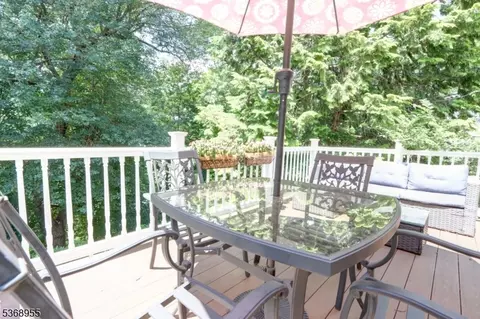 9 Nelson Pl, Nutley, NJ 07110 photo 37