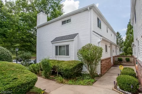 1202 Southard Ct, Flemington, NJ 08822