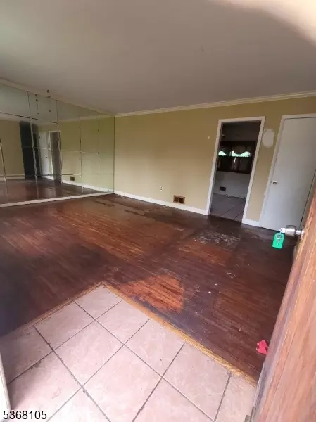 519 Trinity St, Plainfield, NJ 07063 photo 2