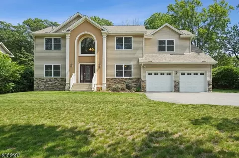 52 Netcong Rd, Budd Lake, NJ 07828