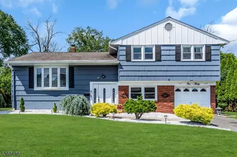 130 Evans Dr, Manville, NJ 08835