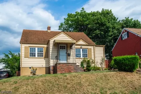 22 Northview Ter, Garfield, NJ 07026