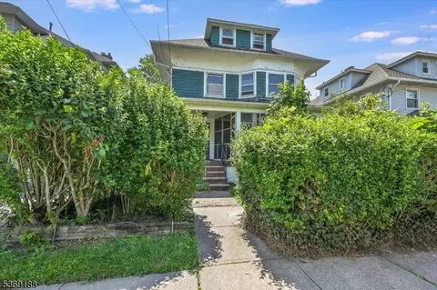 27 N Willow St, Montclair, NJ 07042