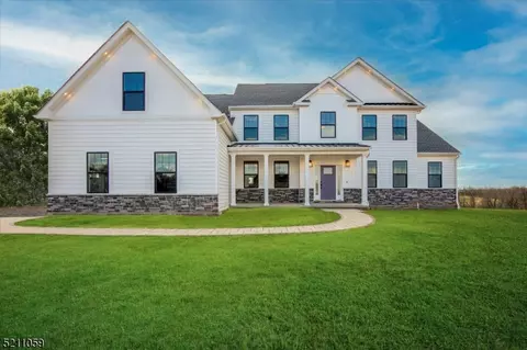 37 Barbertown Point Breeze, Frenchtown, NJ 08825