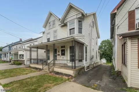 111 E Washington Ave, Washington, NJ 07882