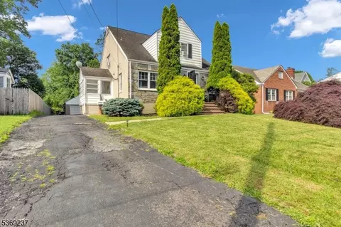 15 Trivett Ave, Springfield, NJ 07081 photo 2