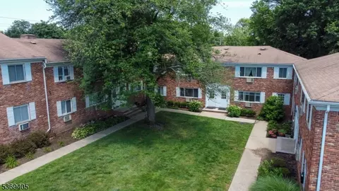 180-78 Littleton Rd, Parsippany, NJ 07054