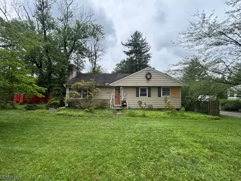 2044 Washington Valley Rd, Martinsville, NJ 08836