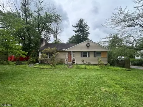 2044 Washington Valley Rd, Martinsville, NJ 08836