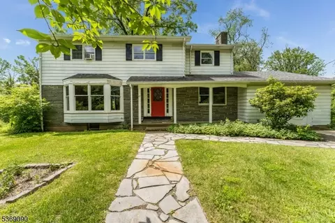 63 Bissell Rd, Lebanon, NJ 08833