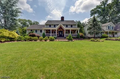 28 Wilson Ave, Wayne, NJ 07470