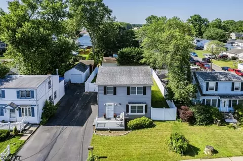 329 Main St, Port Monmouth, NJ 07758