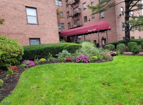 130 Orient Way #3B, Rutherford, NJ 07070