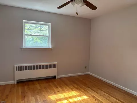 430 Beverly Rd #E, Teaneck, NJ 07666 photo 7