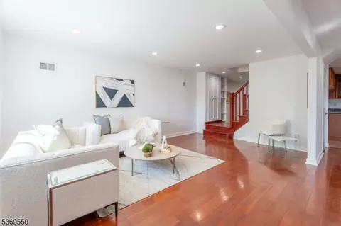 238 Undercliff Ave, Edgewater, NJ 07020 photo 5