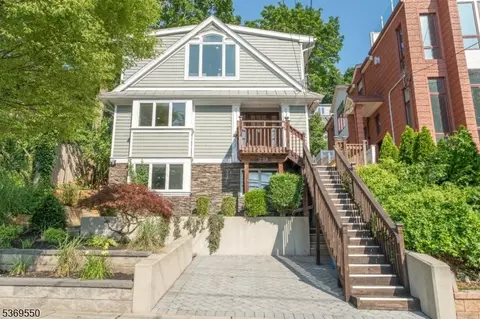 238 Undercliff Ave, Edgewater, NJ 07020 photo 47