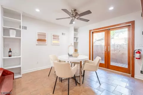238 Undercliff Ave, Edgewater, NJ 07020 photo 8