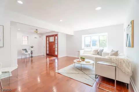 238 Undercliff Ave, Edgewater, NJ 07020 photo 15