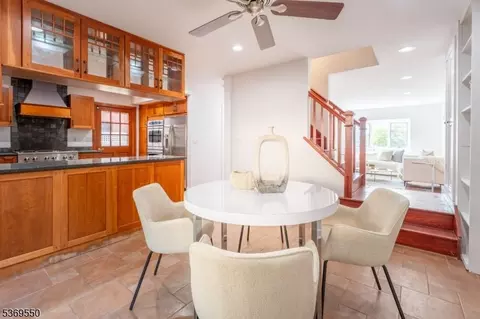238 Undercliff Ave, Edgewater, NJ 07020 photo 14
