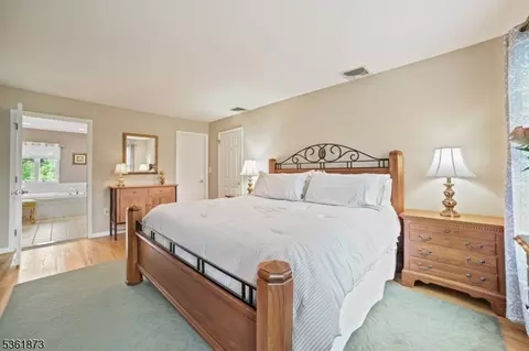 17 Apple Tree Rd, Flemington, NJ 08822 photo 34