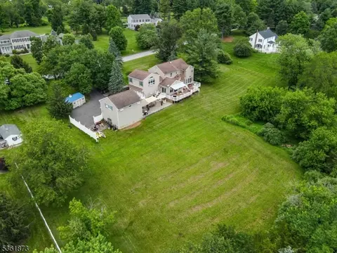 17 Apple Tree Rd, Flemington, NJ 08822 photo 8